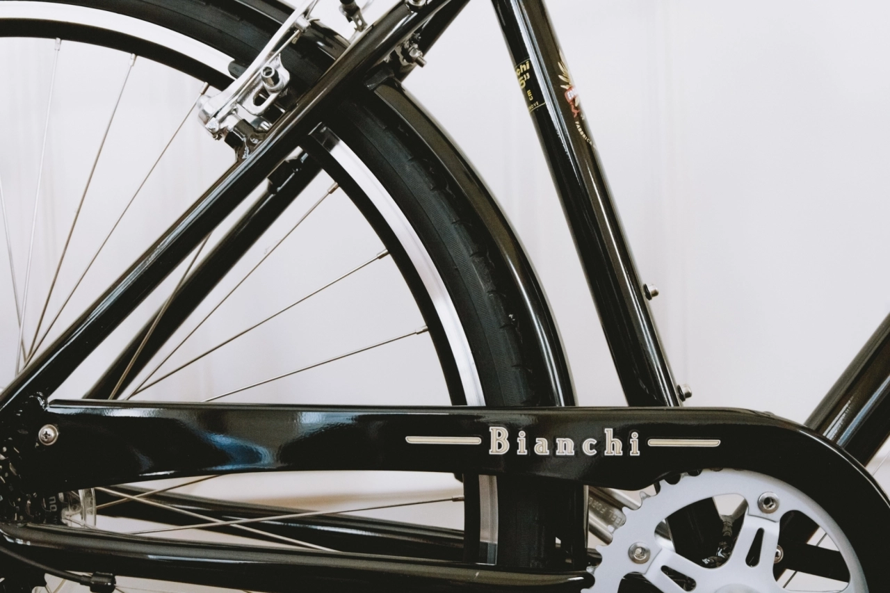 Groenbedrijf gebruikt elektrische bakfietsen om CO₂-uitstoot aan te pakken